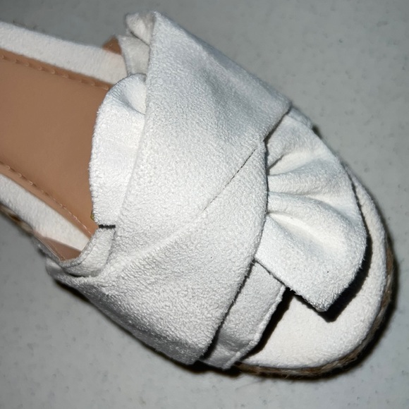 NWOT Cute Espadrilles Slides size 9 - Picture 4 of 6